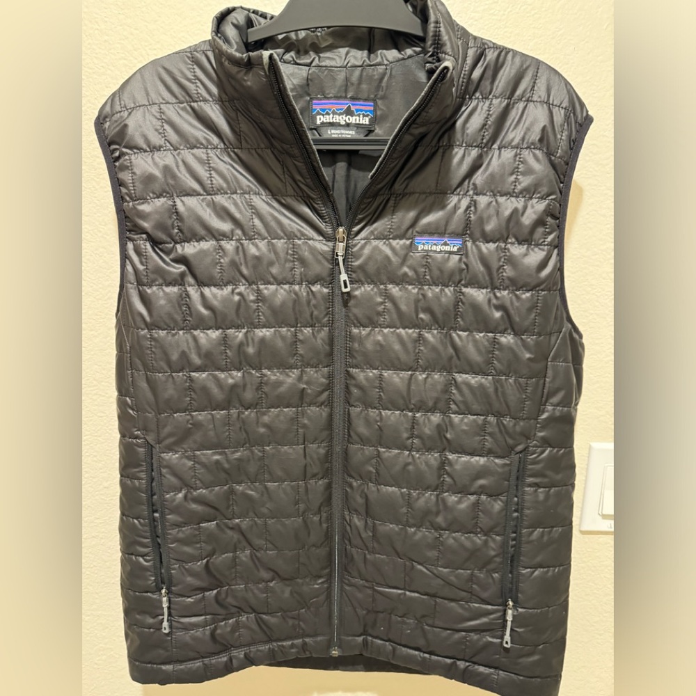 ✨Patagonia Black jacket Vest✨